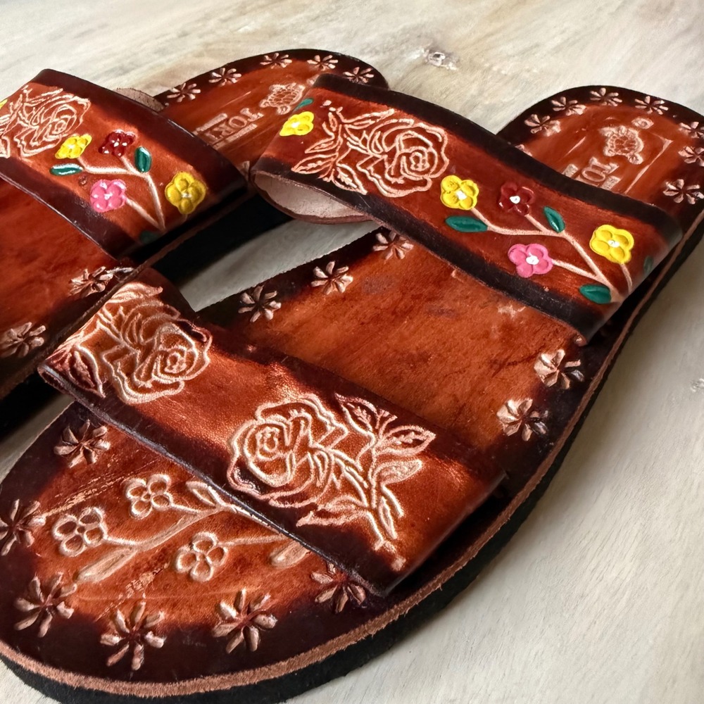 Tortuga Leather Huarache Sandals Womens 9 Brown Floral Tooled Platform Slides